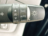 【オートライト】車外の明るさを検知して、自動的にヘッドライトを点灯してくれます♪トンネルを走行する際にも、自動的に点灯してくれて便利な装備の1つです♪