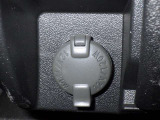 シガーソケット用の充電器が使用可能です!