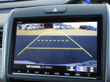 バックをするとき自動でリアの様子が映る『リアカメラ』付き!ナビ画面で確認しながらバックができますから安心ですね。でも、目視も大切ですよ!安全第一でお願いします!