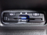 ■【ETC車載器】が装備されています。セットアップをしてお渡しとなり、ETCカードを差し込むだけで高速道路の利用が可能です。