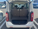 ラゲッジスペースです。荷物を積むスペースが十分に確保されております!
