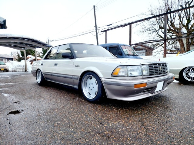 クラウン 2.0 ロイヤルサルーン 