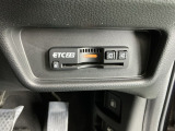 ETC2.0装備車です。高速道路の渋滞情報や静止画像提供などをナビとリンクして画面でお知らせします。また、高速道路の一時退出対象インターでは料金据え置きで一時退出もできます