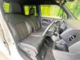 運転席シート廻りは使用感も少なく、良好な状態となっています。丁寧に使われていたことがよくわかりますね。