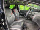 運転席シート廻りは使用感も少なく、良好な状態となっています。丁寧に使われていたことがよくわかりますね。