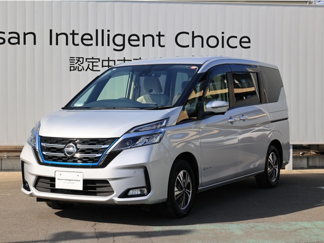 セレナ1.2 e-POWER XV