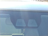 衝突被害軽減ブレーキ搭載のお車です。