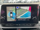 『アラウンドビューモニター』はスムーズな駐車と安全確認をサポートします。