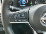 ステアリングスイッチもついておりますので走行中でも簡単な操作がハンドルから手を離さずにナビなどの操作が可能になりますよ