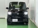 LEDヘッドライトを装備しています。LEDヘッドライトはとても明るく、雨の日や夜間走行も安全・安心です。オートライトコントロール付きで周囲の明るさに応じて自動で点灯・消灯します