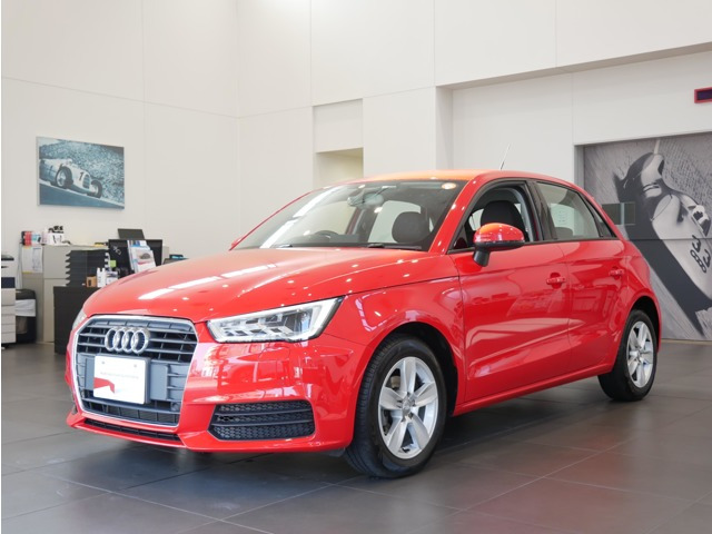 A1スポーツバック1.0 TFSI