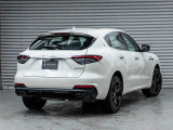 Levante GT 330馬力(カタログ値)純正OP総額:3,975,000円 スポーツパッケージ・ピエノフィオーレナチュラルレザー・B&Wサウンドシステム・サンルーフ・4ゾーンクライメート