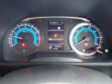 スピードメーターは、文字の一つ一つが明るく点灯いたしますので昼夜問わず視認性の高いメーターになっております♪