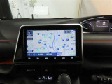 トヨタ純正ナビ装備!地図描写は文字も道もクリアで見やすく、滑らかに表示します。これさえあればもう道に迷わないですみますね♪フルセグで地上波デジタル放送TVもバッチリ綺麗に見れちゃいます♪