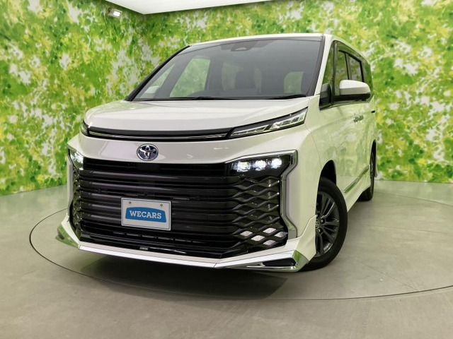 ヴォクシー1.8 ハイブリッド S-Z E-Four 4WD