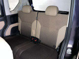 こちらは後部座席です!ゆったりと過ごしやすいかと思います☆