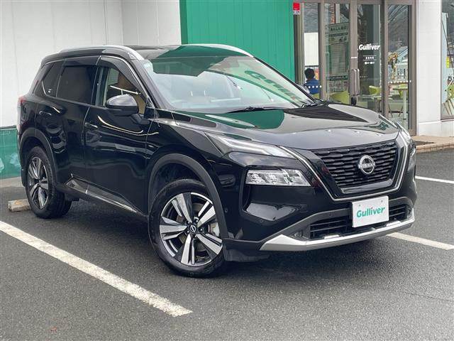 エクストレイル 1.5 G e-4ORCE 4WD 4WD 本革シート