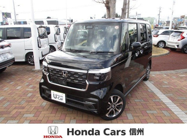 N-BOXカスタム  カスタム 660 4WD