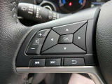 ステアリングスイッチ 手元でオーディオ操作やメーター内の車両設定を行えます!