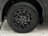 タイヤサイズは195/65R15!残り溝は5ミリ程度です!社外アルミホイール!