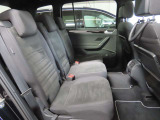 ISOFIX(イソフィックス)基準適合チャイルドシート固定装置!!安心楽々で対応チャイルドシートが取付できます。
