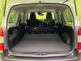 後席を格納すると、これだけの広さが!シーンに合わせたシートアレンジで、大きな荷物も積むことが出来ます♪