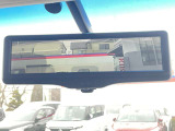 スマートルームミラー装備!車内の状況や天候や明るさに関わらず車両後方のカメラの映像をルームミラーに映し出します!