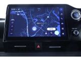 純正ナビ付きです。フルセグでテレビも視聴出来て、CD・DVDの再生も出来ます。