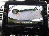バックカメラ付き☆バックする際に後方の様子をカーナビに表示してくれます!運転席にいながら、後方確認が出来るので、バック駐車がスムーズに行えます◎