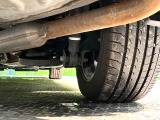 お車を安心してお乗りいただく為には、足回りの定期点検が欠かせません。サービスサポート(有償保証)では無料点検もご提供しており、安心のカーライフをお過ごしいただけるサポート体制が整っています。
