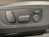 長時間の運転でも疲れにくく、オーナー様の事だけを考えて作成したBMWならではのとっておきのシートです。