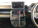 温度を設定すれば、自動で車内の温度管理をしてくれる優れものです♪ATミッションで運転楽々