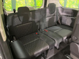 3列目シートはもちろん状態良好☆大人でもゆったりと座って頂けますので、大人数でのお出かけもラクラクです♪ご家族で、気の知れた仲間で、ドライブに行くのが楽しみですね♪