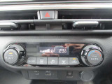 オートエアコンですので、車内を快適な空間に出来ます♪