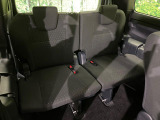 3列目シートはもちろん状態良好☆大人でもゆったりと座って頂けますので、大人数でのお出かけもラクラクです♪ご家族で、気の知れた仲間で、ドライブに行くのが楽しみですね♪