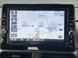 純正ナビ装備。9インチ大画面で操作もしやすく、カメラ映像も見やすいですよ♪