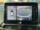 アラウンドビューモニター搭載。上から見下ろしたように液晶に映るのでスムーズな駐車をサポートします。