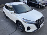 コンパクトカーのSUV キックスの入荷です。