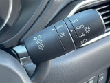 【 オートライト 】オートライトなのでライトの点け忘れを気にすることなく運転が出来ます♪//