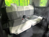 3列目シートはもちろん状態良好☆大人でもゆったりと座って頂けますので、大人数でのお出かけもラクラクです♪ご家族で、気の知れた仲間で、ドライブに行くのが楽しみですね♪