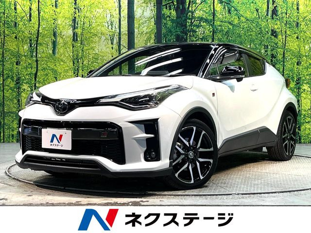 C-HR ハイブリッド 1.8 S GR スポーツ 