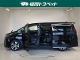 両側パワースライドドア付きだから、狭い駐車スペースなどでの 乗り降りラクラク!小さなお子さまのいるご家庭には嬉しい装備。