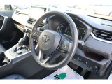 『修復歴なし』のお車のみ取り扱っております。目利きの専任バイヤーにより、状態の良いお車を厳選して仕入れ。入庫時には車両チェックを行い、高品質な中古車をご用意しております。