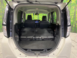 後席を格納すると、これだけの広さが!シーンに合わせたシートアレンジで、大きな荷物も積むことが出来ます♪