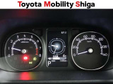 昼でも見やすいシンプルなメーターパネルです。