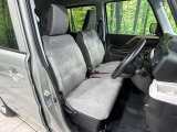 運転席シート廻りは使用感も少なく、良好な状態となっています。丁寧に使われていたことがよくわかりますね。