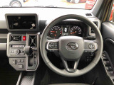 運転中も見やすいメーター。