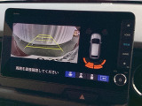バックカメラも装備しております。車庫入れの苦手なお客様も安心!重宝してくれます!