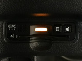 【ETC車載器】もはや必須アイテムのETCを搭載!高速道路のご利用時にとても便利!わずらわしい料金所での現金支払いが不要となりスムーズに通過できます♪