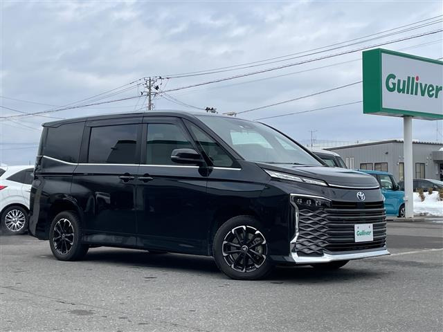 ヴォクシー1.8 ハイブリッド S-Z E-Four 4WD修復歴無し